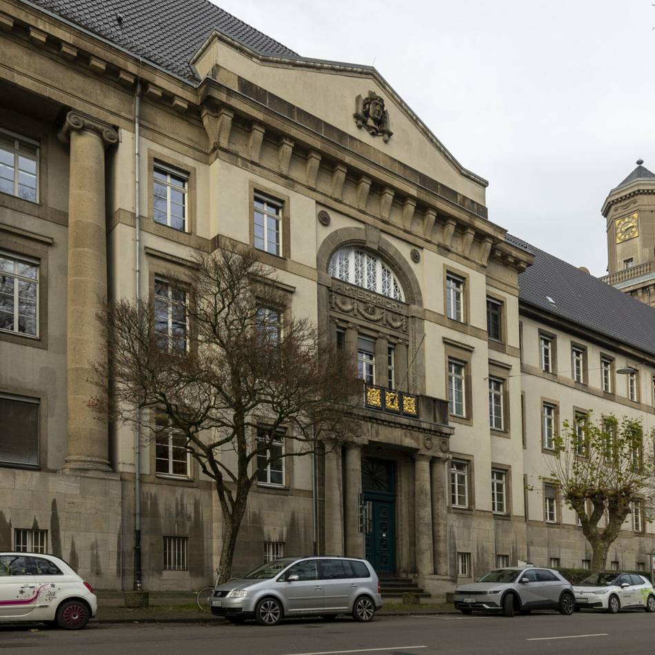 Nach Angriff mit Beil: Verfahren gegen 44-Jährigen kurzfristig ausgesetzt