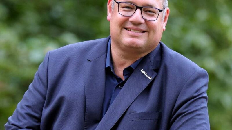 Neuer Oberbürgermeister in Leverkusen: Stefan Hebbel muss harte Nüsse knacken