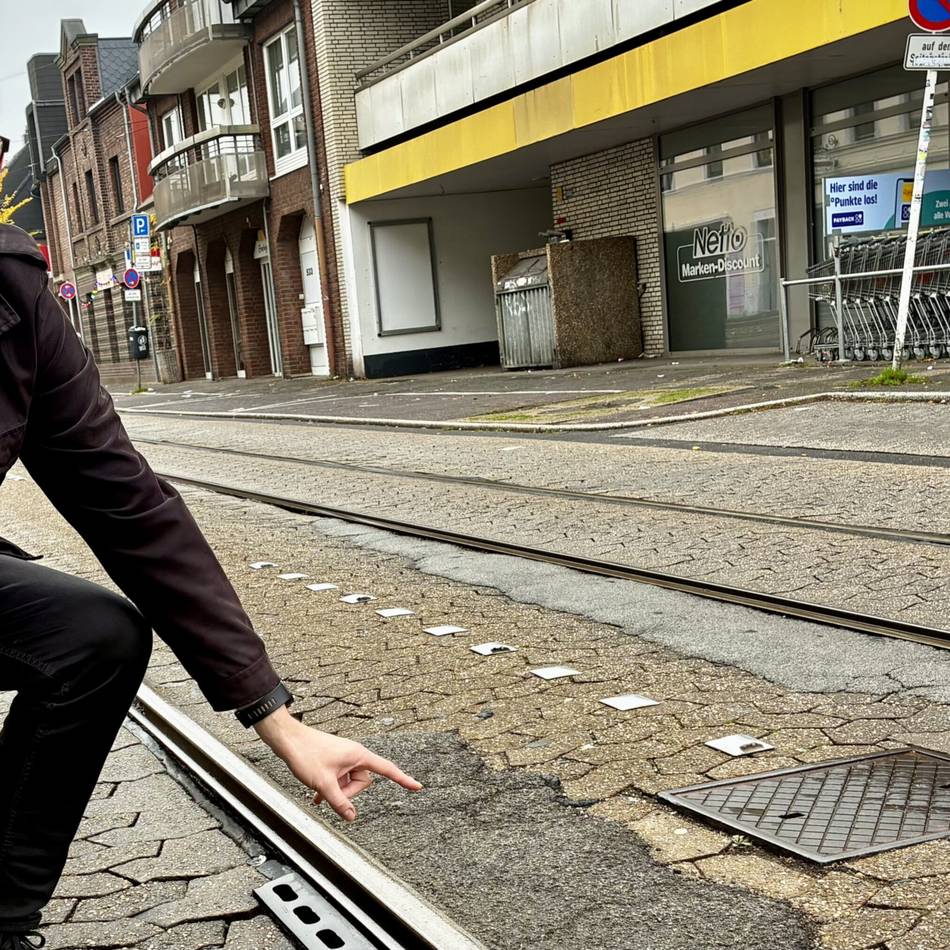 Politik in Krefeld: Unterwegs mit Bezirksvorsteher Frank Hinz im Südbezirk