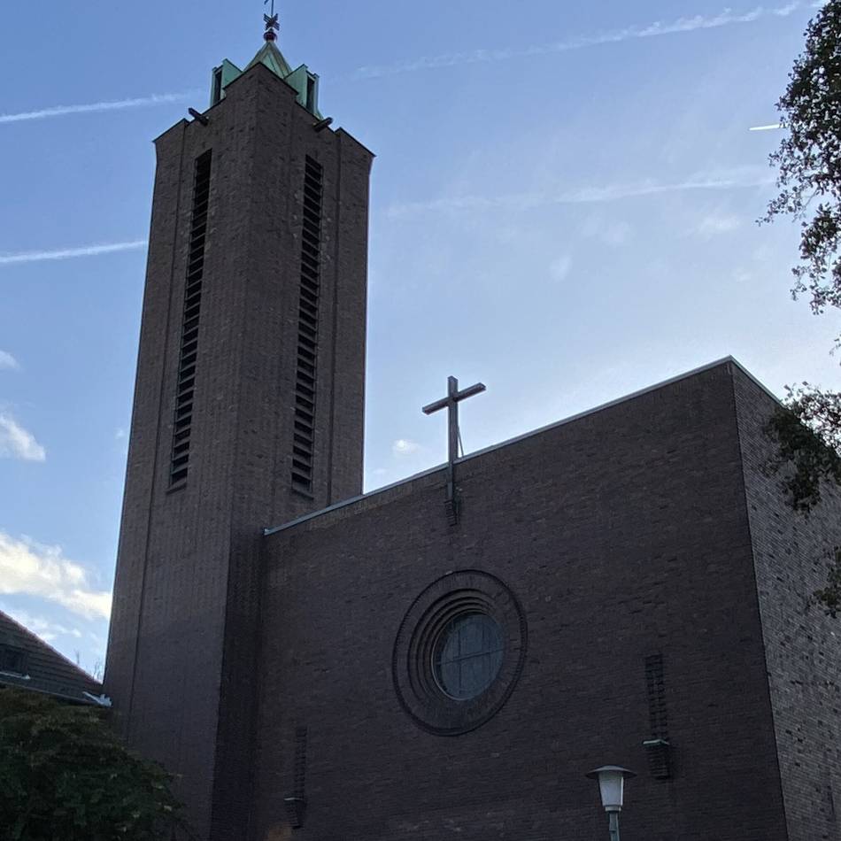 Kirchensterben in Krefeld: „Mir geht es schlecht“ – letzte Messe in der Kirche St. Martin