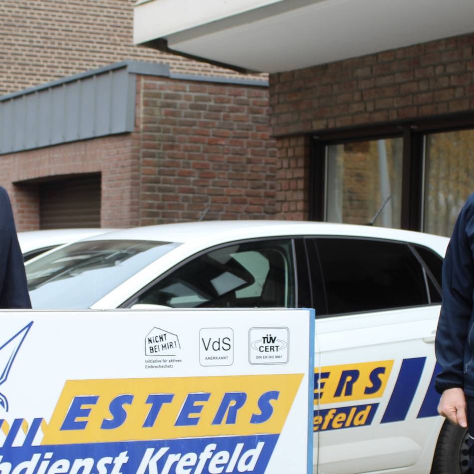 Privater Sicherheitsdienst aus Krefeld: „Für einen Kunden füttere ich, wenn er im Urlaub ist, seine Heuschrecke“