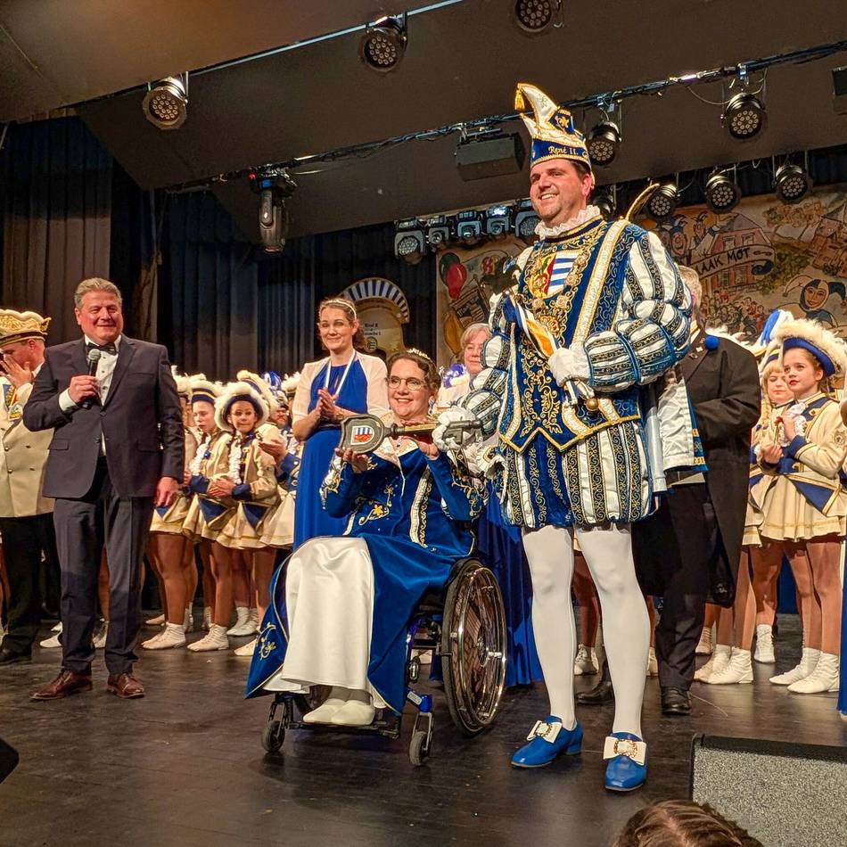 Proklamation in Niederkrüchten: Jetzt regieren René II. und Natascha I.