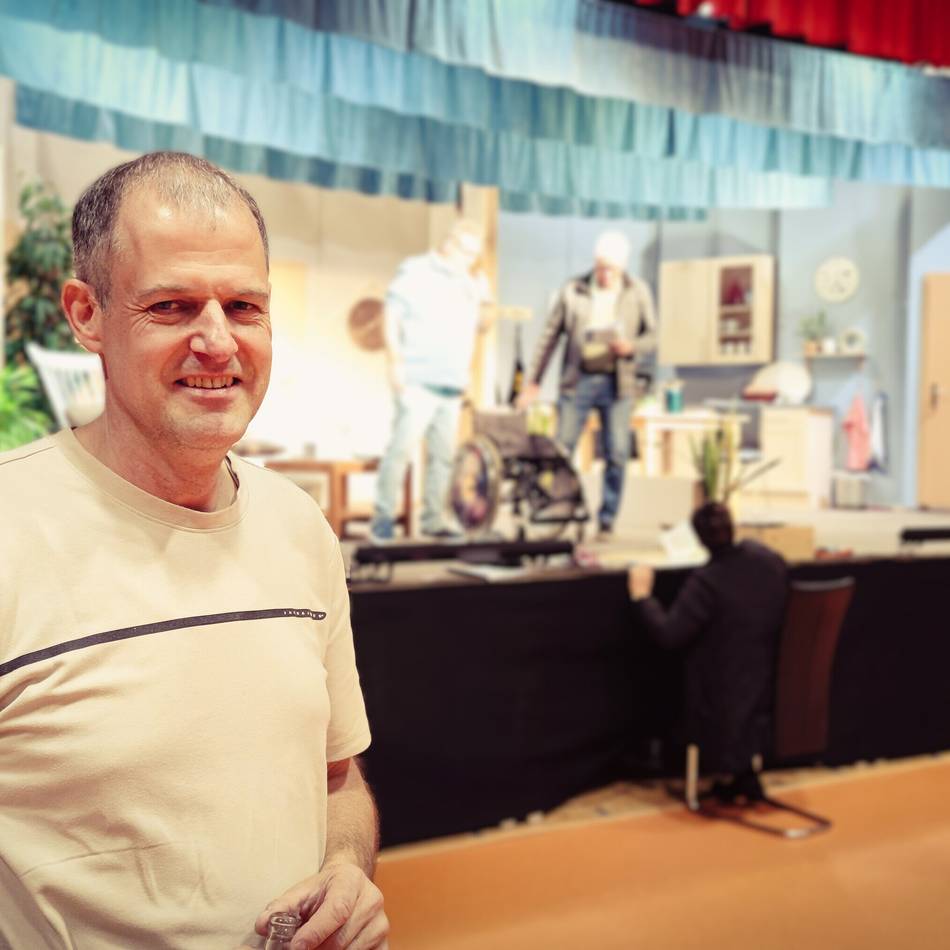 Theaterverein Erholung Overhetfeld: Bevor der Vorhang aufgeht – Ein Blick in die Probe