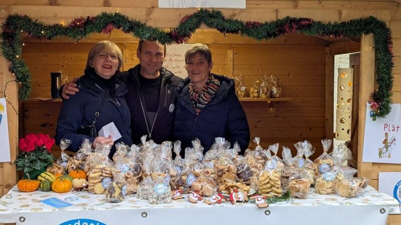 Bethanien-Kinderdorf in Schwalmtal: Kalte Tropfen, warme Herzen beim Martinsmarkt