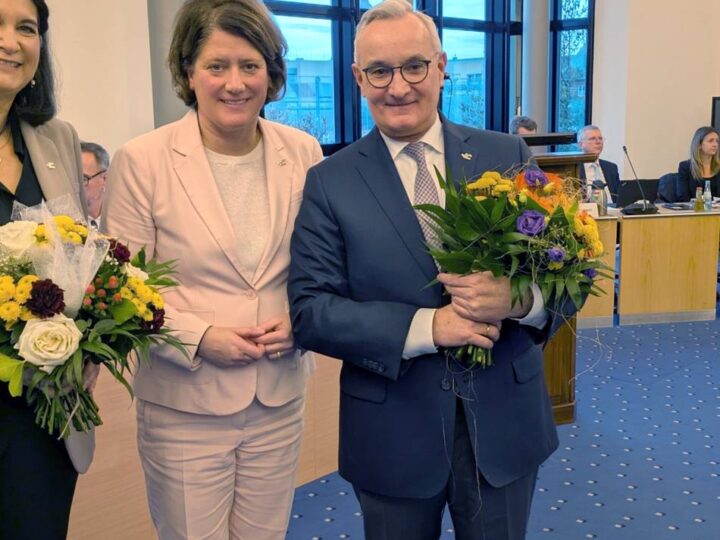 Konstituierende Sitzung im Rhein-Kreis Neuss: Kreistag startet mit Einigkeit, aber ohne Koalition