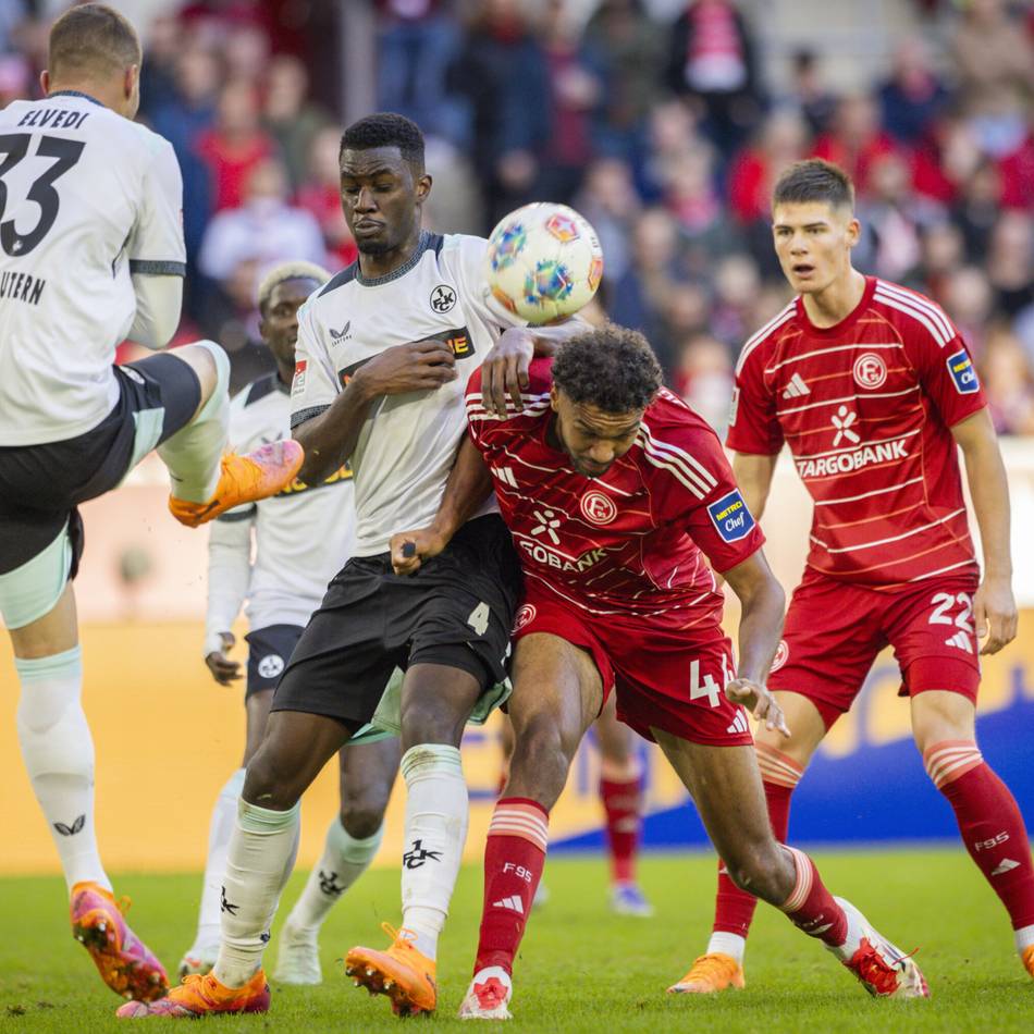 U23-Innenverteidiger überzeugt im Angriff: Egouli auffälliger als Celar und Schmidt – dickes Lob von Trainer Anfang