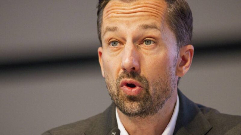 Wie geht es mit Fortunas Sportvorstand weiter?: „Denken in unterschiedlichen Szenarien“ – Aufsichtsratschef lässt Allofs’ Zukunft offen