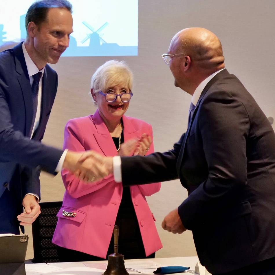 Neuer Kaarster Bürgermeister leistet Amtseid: Horn-Heinemann will „Bürgermeister zum Anfassen“ sein