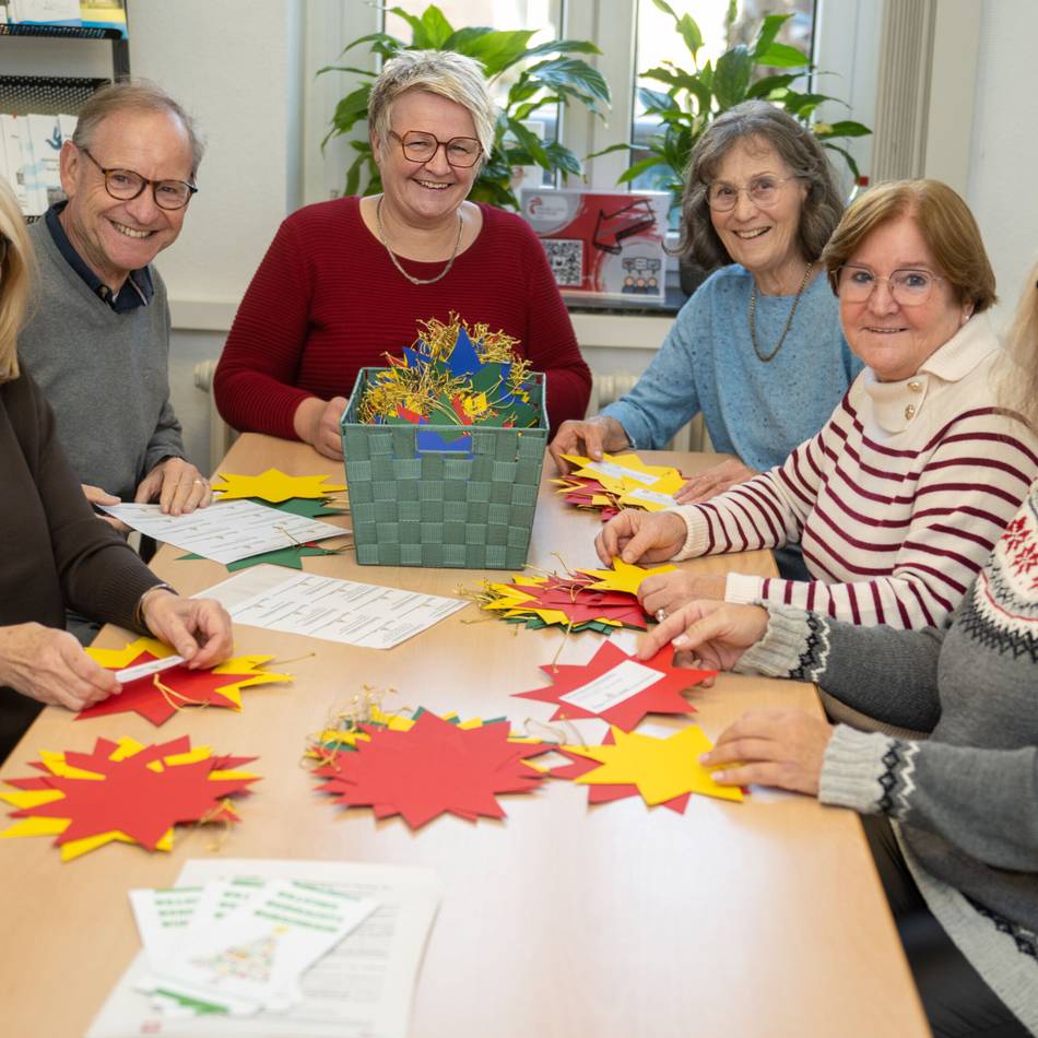 Aktion Weihnachtswunschbaum in Willich: Kindern Weihnachtswünsche erfüllen