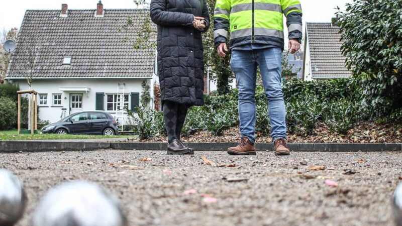 Masterplan Kraftwerksdörfer: Liegen und Boulebahn verschönern jetzt den Altenpark in Neurath