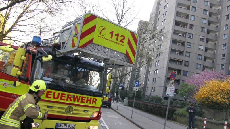 Am Freitagmittag: Angebranntes Essen: Einsatz für die Feuerwehr in West