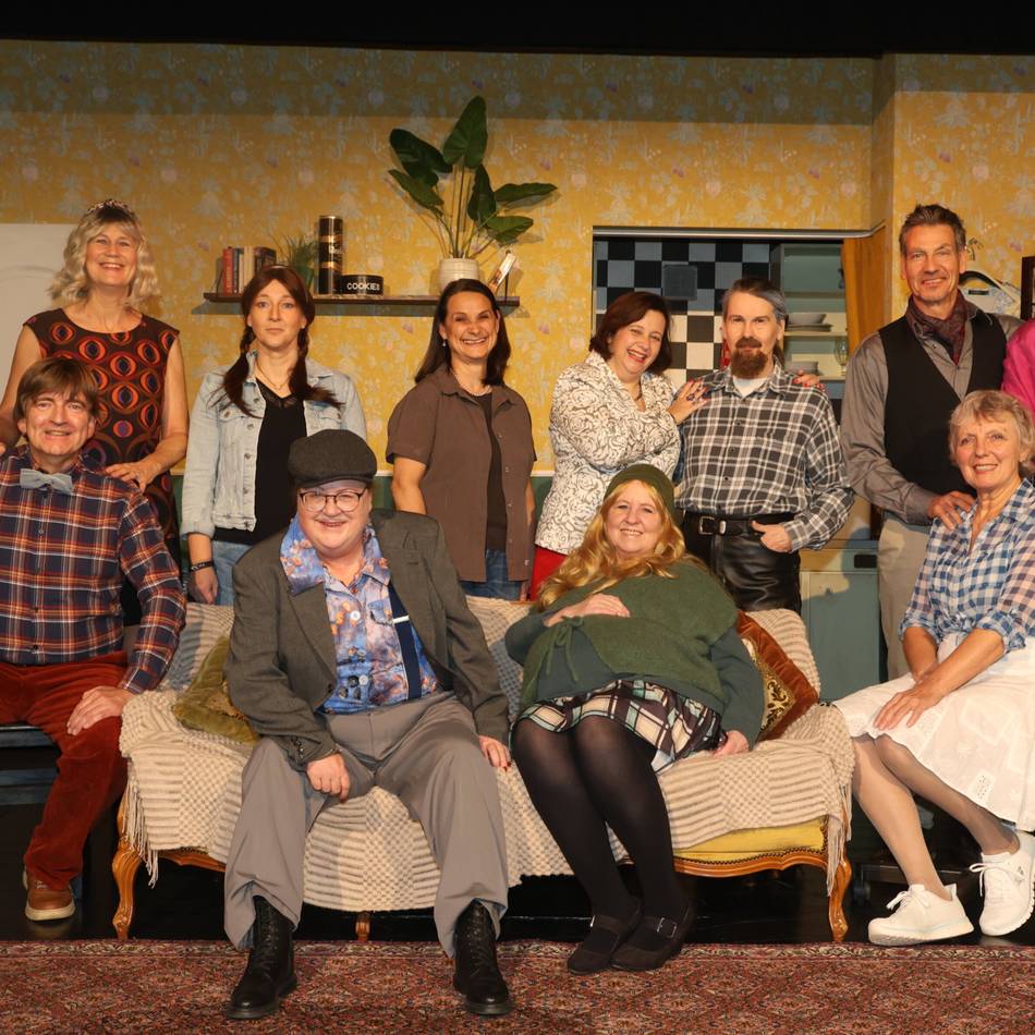 Tragikkomödie in Leverkusen: „Eine Familie“ – Bei den „Laiens“ geht es zur Sache