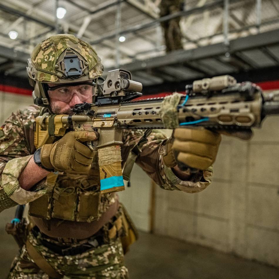 „Otto beim KSK“: Youtuber aus Neuss zeigt Ausbildung von Bundeswehr-Elitesoldaten