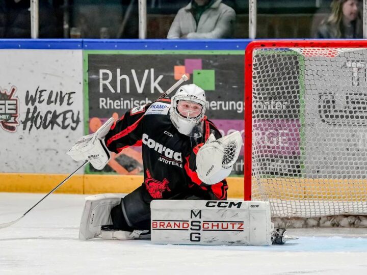 Von Abu Dhabi nach Ratingen: Aliens-Keeper Linus Schwarte schreibt seine eigene Geschichte