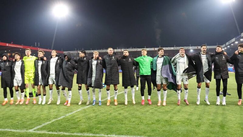 „Wenn einer eine falsche Idee hätte, dann …“: Schröder hebt Borussias neuen Teamspirit hervor