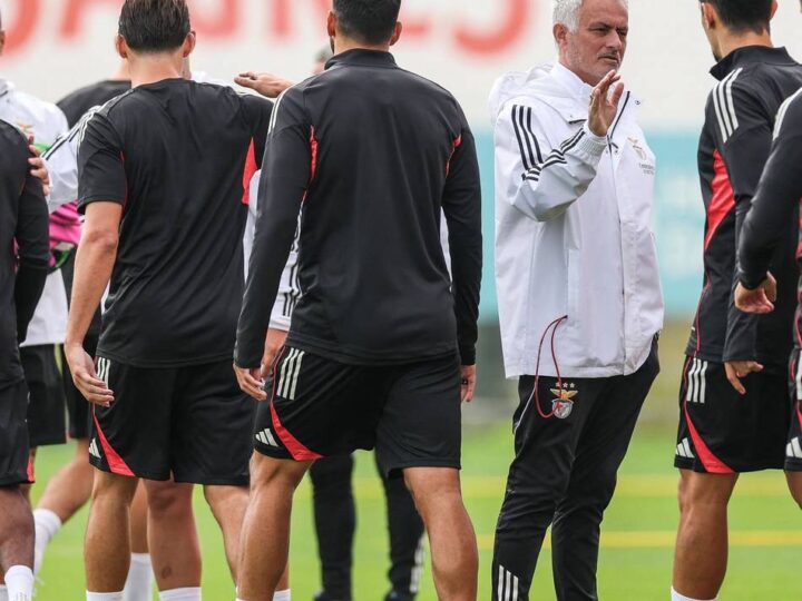 Duell mit Star-Trainer: Wie Mourinho Bayer indirekt zum Titel führte