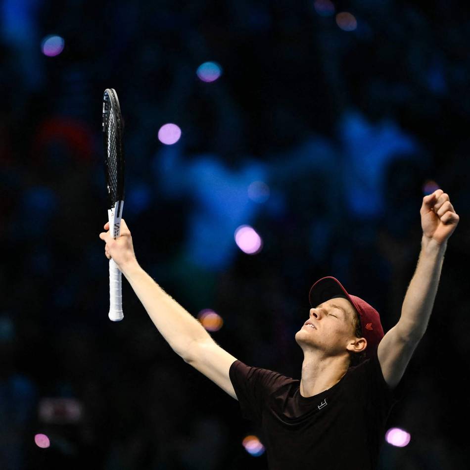 Prestigesieg vor 12.000 Fans: Sinner verteidigt seinen Titel bei den ATP Finals gegen Alcaraz