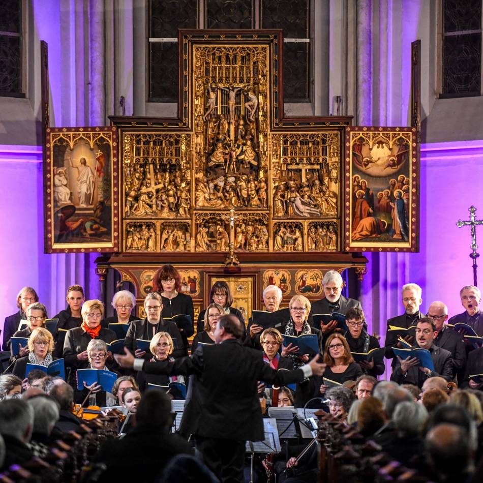 Straelener Chorprojekt: Festliche Klänge in der Pfarrkirche St. Peter und Paul