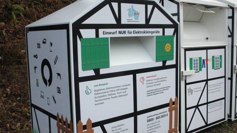 Abfallentsorgung in Hückeswagen: Der BAV setzt auch 2026 beim Abfallkalender auf eine App