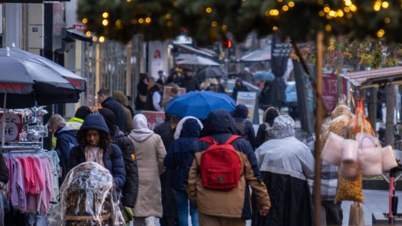 Einzelhandel am ersten Adventswochenende: Weihnachtsgeschäft in Mönchengladbach läuft schleppend an