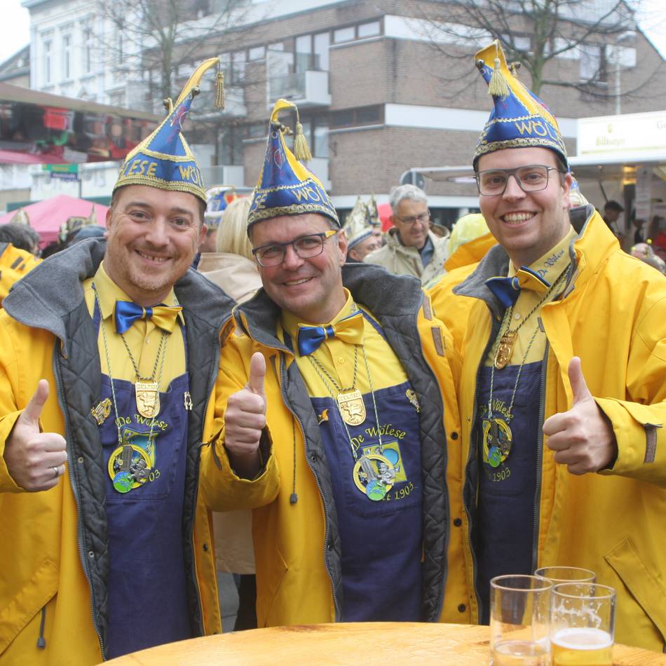 Karnevalsauftakt in Nettetal: Freudentränen für den Hoppeditz