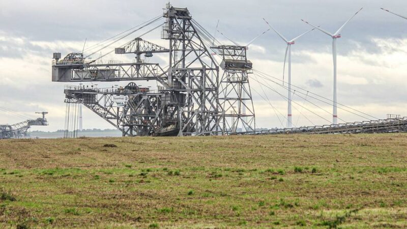 Landesregierung reagiert auf Nachfrage: Land investiert 40 Millionen für Klimaschutz im Revier