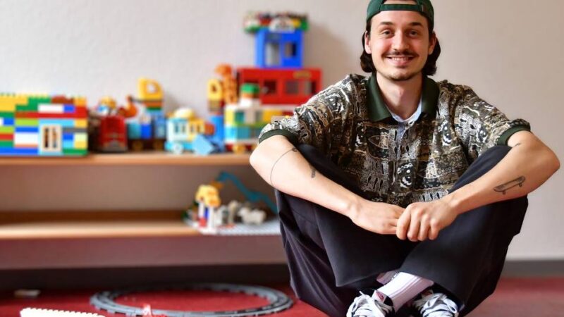 Neues Angebot: Jan Johannes ist der Erste – Caritas Kleve bietet jetzt Duales Studium an