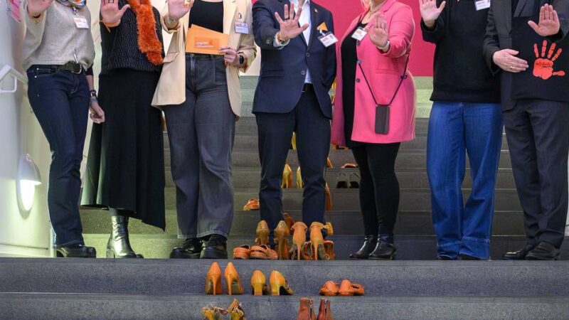 Zum Start der Orange Days: Neuss setzt ein Zeichen gegen Gewalt an Frauen