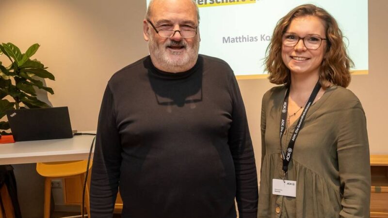 Endometriose-Betroffene berichten : „Ich habe Angst, meinen Job zu verlieren“