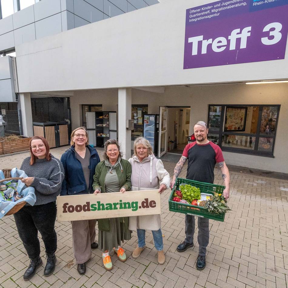 Fairteiler in Neuss eröffnet: „Viele Menschen wissen gar nicht, wie viel gutes Essen täglich im Müll landet“