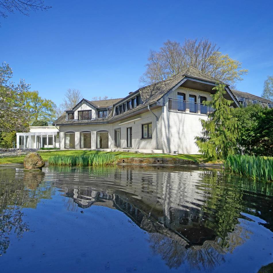 „Wohnen, wo die Welt noch in Ordnung ist“: So viel Haus gibt es in Wesel für eine Million und mehr