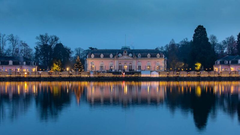 Weihnachtsmärkte in Düsseldorf: Weihnachtsmarkt vor Schlosskulisse – ganz ohne Eintritt