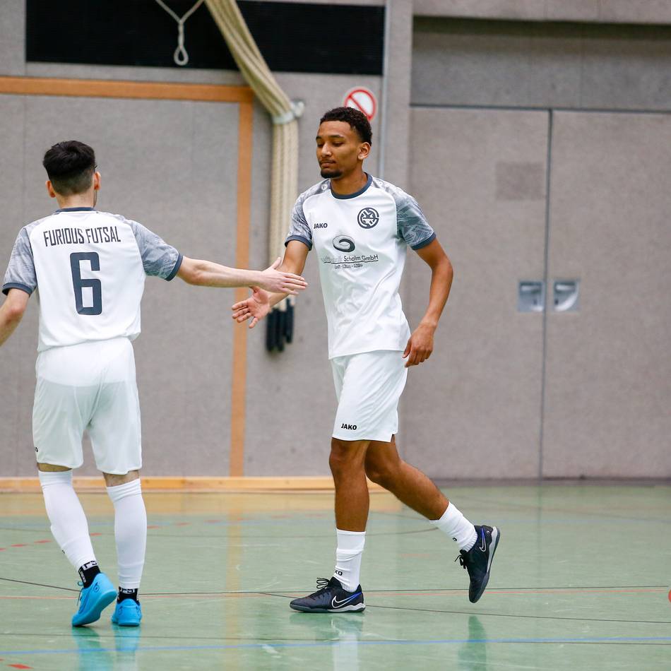 Furious entscheidet Stadtderby: Drei Gladbacher Futsal-Teams mischen im Aufstiegskampf mit