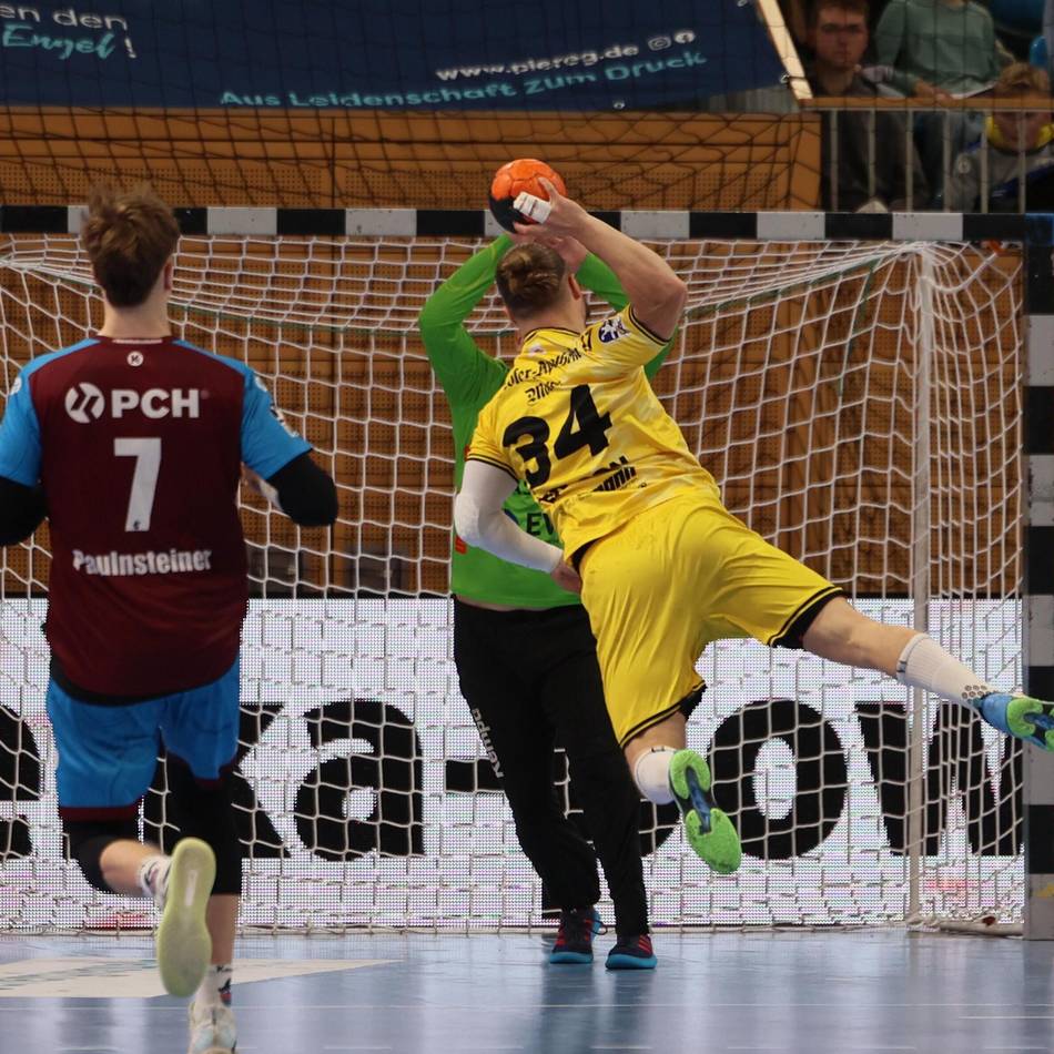 In der 2. Handball-Bundesliga: Aufholjagd wird nicht belohnt – HSG Krefeld verliert wildes Spiel in Potsdam