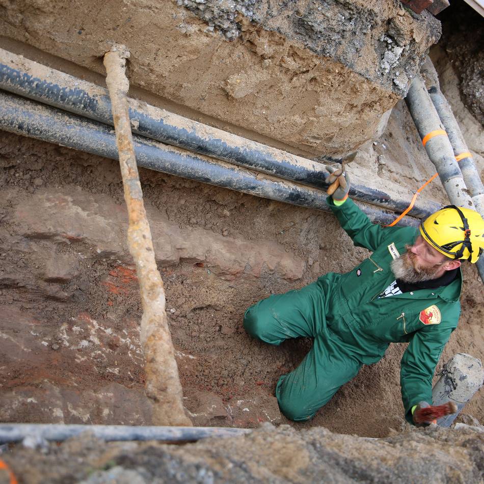 Grabungen in Moers: Archäologe entdeckt Teil des vororanischen Neutors