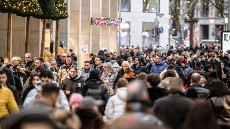 Erstes Adventswochenende in Düsseldorf: Verkehrskonzept greift, Kunden sind in Kauflaune
