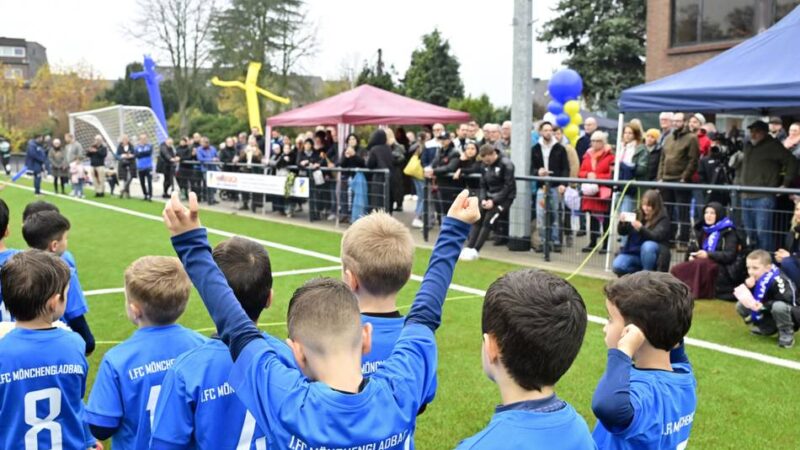 Neue Sportanlage in Mönchengladbach eröffnet: Das Ende von fünf Jahren „Wanderzirkus“
