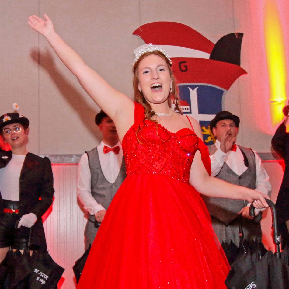 Start in die Karnevalssession 2026: Kapellener Narren werden von Jennifer II. regiert