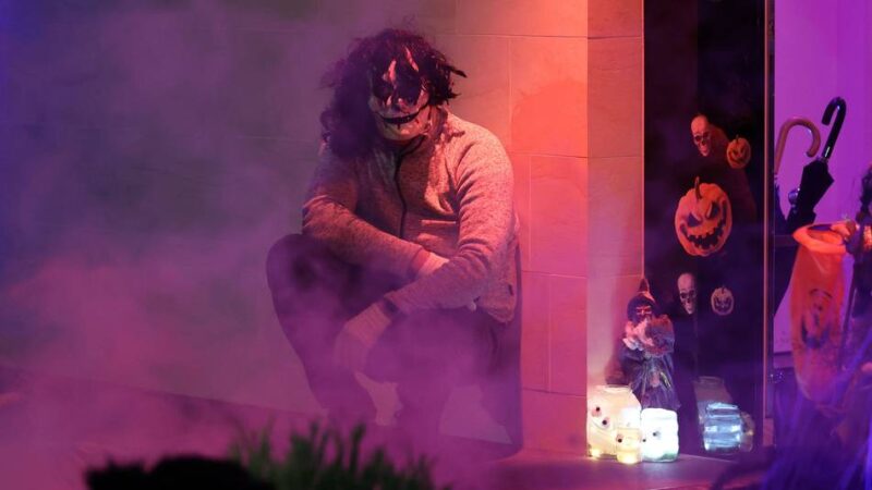 Grusel-Stimmung in Korschenbroich: Niers-Aue verwandelt sich in schauriges Halloween-Dorf