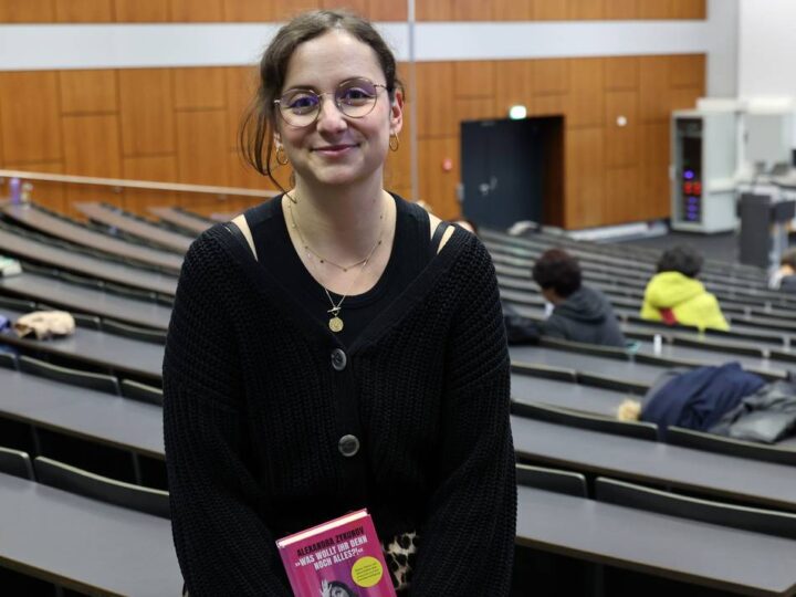 Lesung in der Hochschule Niederrhein: „Frauen werden noch immer oft buchstäblich überhört“