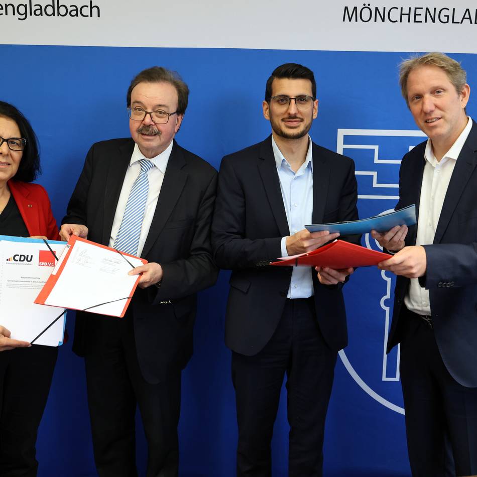 Bündnis aus CDU und SPD in Mönchengladbach: Vier Unterschriften für die neue Groko im Rathaus