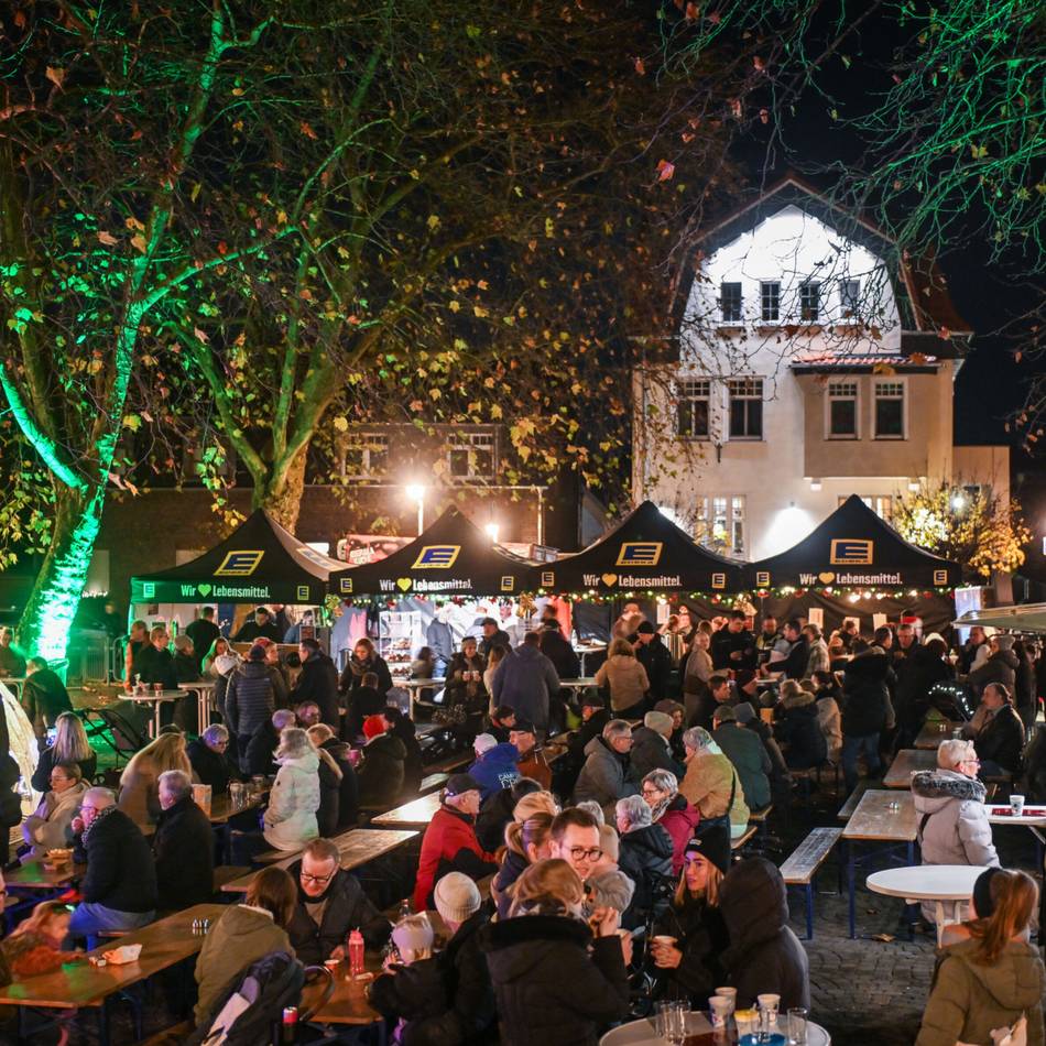 Weihnachtsstimmung in Willich: Nikolaus besucht Anrather Familienadvent