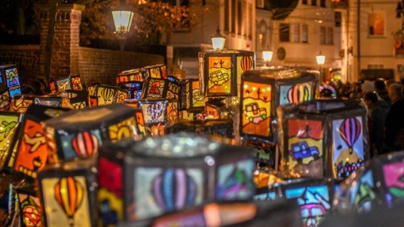 Martinszug zieht Tausende an: „O, wat en Freud‘“ in der Kempener Altstadt