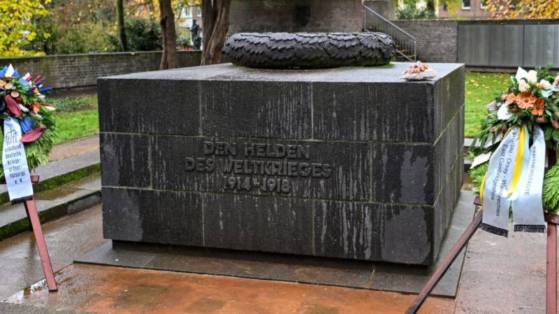 Volkstrauertag in Kempen: Eine Mahnung an die Lebenden