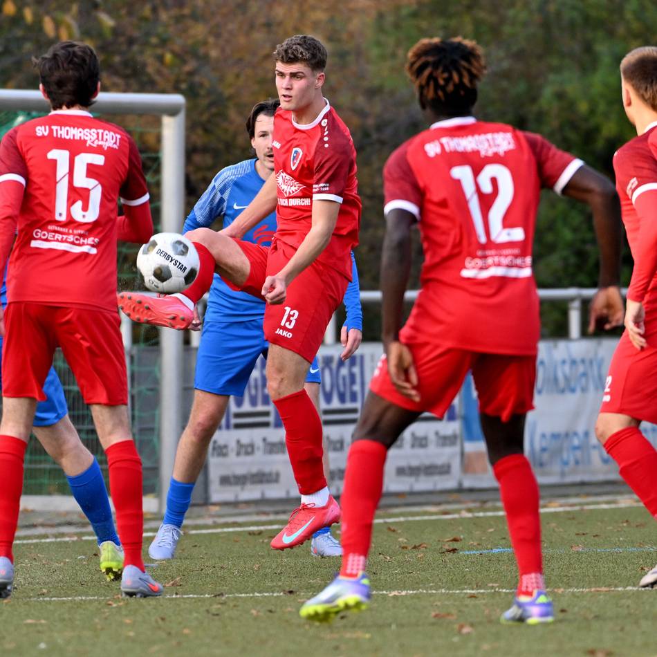Überraschungserfolg für Kempen: SV Thomasstadt setzt sich verdient in Dilkrath durch