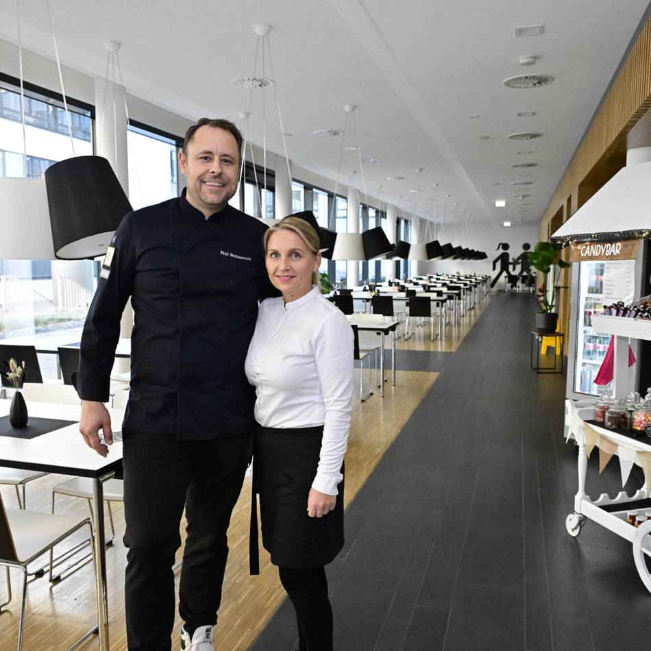 Essen in Mönchengladbach: Nina und Paul Bednarczyk haben die Polizeikantine übernommen