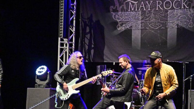 Konzert in Mönchengladbach: Bei Queen May Rock hält es niemanden auf den Stühlen