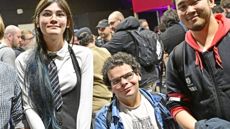 Yu-Gi-Oh Turnier mit internationalen Spielern: Monster-Beschwörungen und Karten-Duells in Mönchengladbach