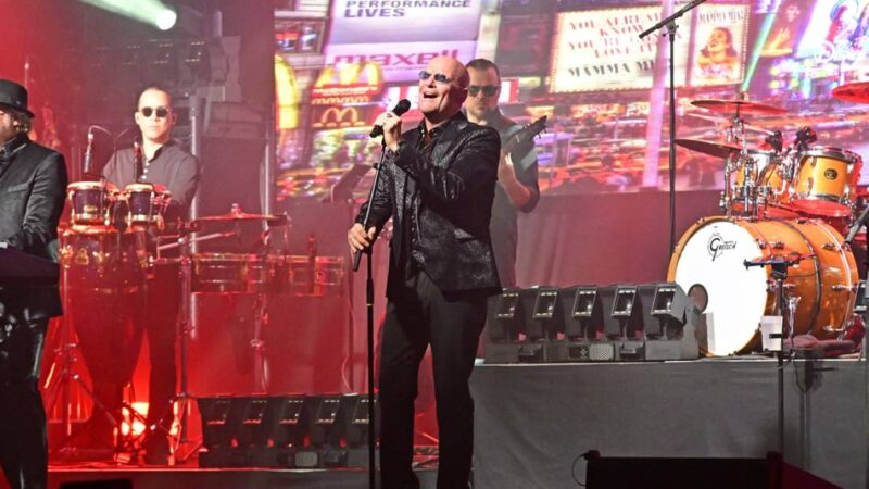 Konzert in Mönchengladbach: Mit Songs der Bee Gees auf Nostalgie-Reise