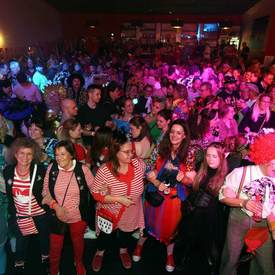 Karneval in Leverkusen – Session 2025/2026: „Stonn op und danz“ – mit Räubern, Brings und Boore